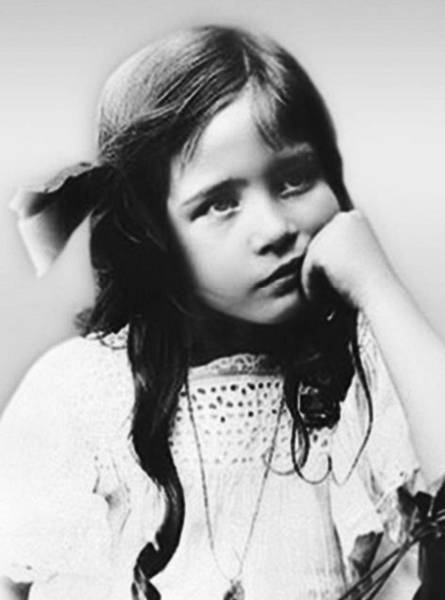 Иллюстрация к книге — Восхитительные женщины. Неподвластные времени [i_480.jpg]