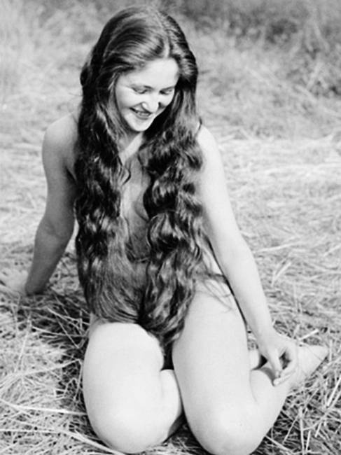 Иллюстрация к книге — Восхитительные женщины. Неподвластные времени [i_503.jpg]