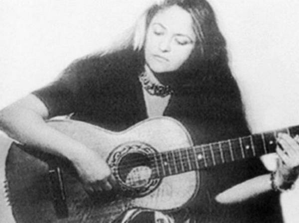 Иллюстрация к книге — Восхитительные женщины. Неподвластные времени [i_504.jpg]