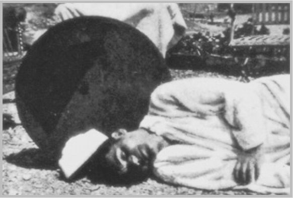 Иллюстрация к книге — Сальвадор Дали. Божественный и многоликий [i_009.jpg]