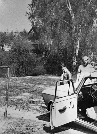 Иллюстрация к книге — Диссиденты [i_048.jpg]