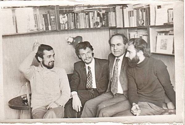 Иллюстрация к книге — Диссиденты [i_084.jpg]