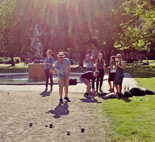 Иллюстрация к книге — Hygge. Секрет датского счастья [i_108.jpg]