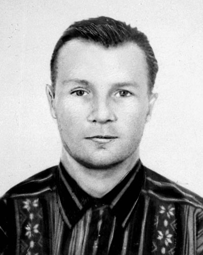 Иллюстрация к книге — Блеск и нищета 90-х [i_007.jpg]