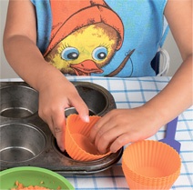 Иллюстрация к книге — Поваренок с пеленок: Как проводить время на кухне весело и с пользой [i_021.jpg]