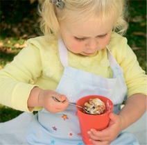 Иллюстрация к книге — Поваренок с пеленок: Как проводить время на кухне весело и с пользой [i_043.jpg]