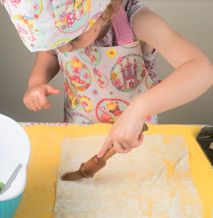 Иллюстрация к книге — Поваренок с пеленок: Как проводить время на кухне весело и с пользой [i_047.jpg]