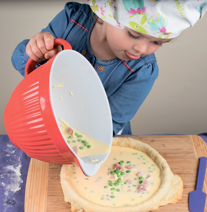 Иллюстрация к книге — Поваренок с пеленок: Как проводить время на кухне весело и с пользой [i_220.jpg]