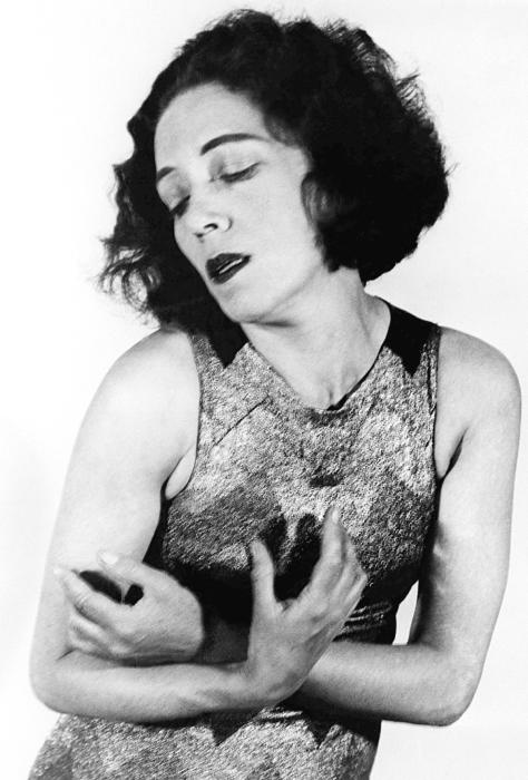 Иллюстрация к книге — Моя жена – Анна Павлова [_243.jpg]