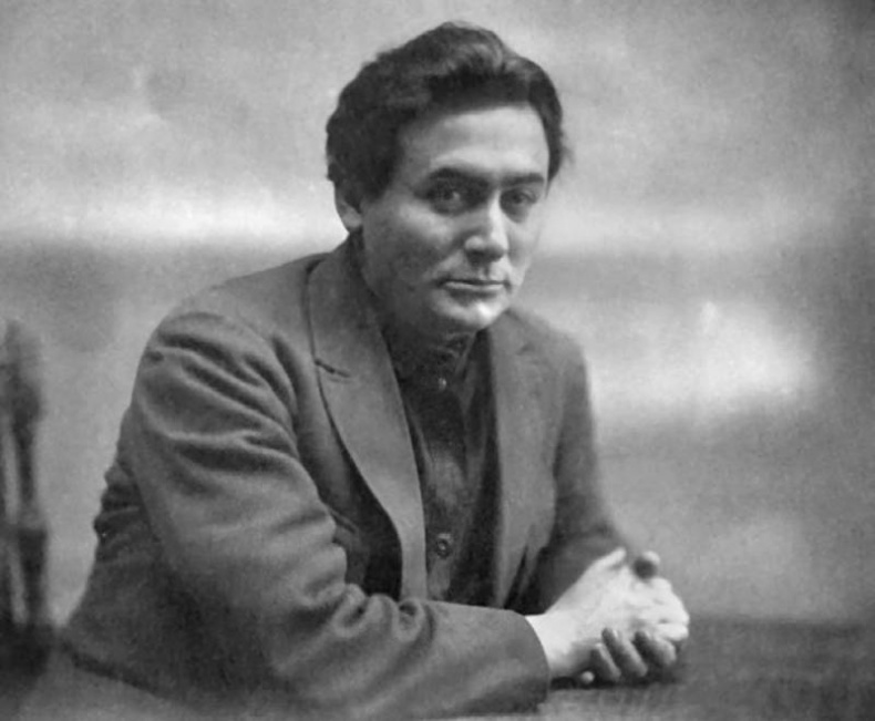 Иллюстрация к книге — Лиля Брик. Любимая женщина Владимира Маяковского [_091.jpg]