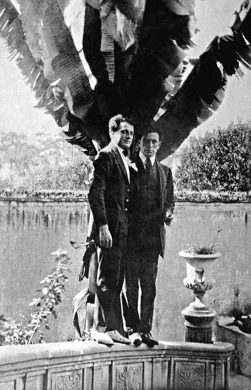 Иллюстрация к книге — Лиля Брик. Любимая женщина Владимира Маяковского [_171.jpg]