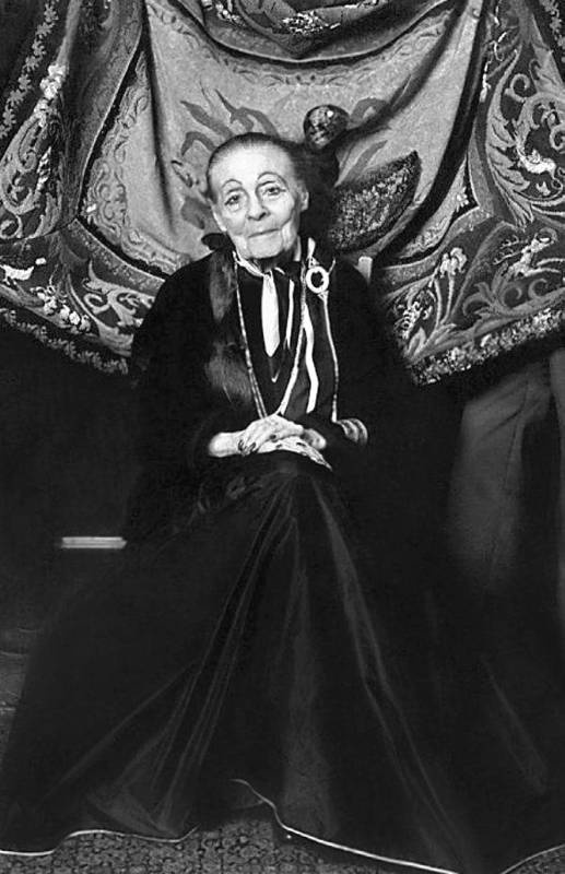 Иллюстрация к книге — Лиля Брик. Любимая женщина Владимира Маяковского [_283.jpg]