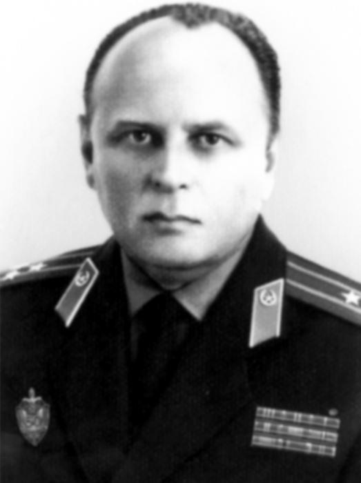 Иллюстрация к книге — Резидентура. Я служил вместе с Путиным [vkladka_0108_page_8_image_0001.jpg]