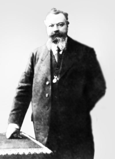 Иллюстрация к книге — Григорий Распутин. Жизнь старца и гибель империи [i_039.jpg]