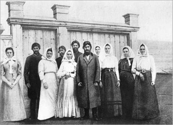 Иллюстрация к книге — Григорий Распутин. Жизнь старца и гибель империи [i_062.jpg]