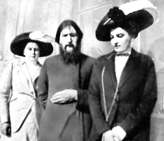 Иллюстрация к книге — Григорий Распутин. Жизнь старца и гибель империи [i_071.jpg]