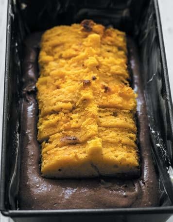 Иллюстрация к книге — Торты с сюрпризом. Шоколадные, сливочные, кофейные, желейные, ореховые, фруктовые [_018_5.jpg]