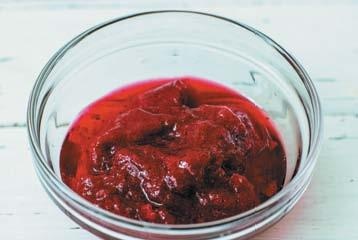 Иллюстрация к книге — Торты с сюрпризом. Шоколадные, сливочные, кофейные, желейные, ореховые, фруктовые [_023_5.jpg]