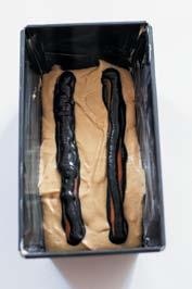 Иллюстрация к книге — Торты с сюрпризом. Шоколадные, сливочные, кофейные, желейные, ореховые, фруктовые [_038_5.jpg]