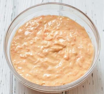 Иллюстрация к книге — Торты с сюрпризом. Шоколадные, сливочные, кофейные, желейные, ореховые, фруктовые [_048_3.jpg]