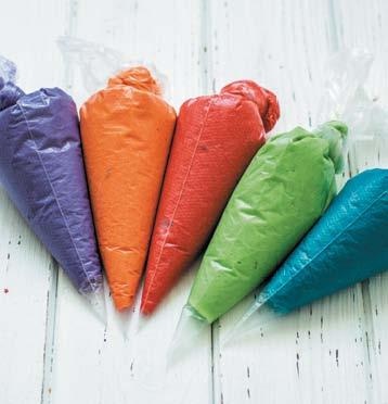 Иллюстрация к книге — Торты с сюрпризом. Шоколадные, сливочные, кофейные, желейные, ореховые, фруктовые [_059_2.jpg]