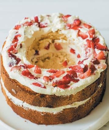 Иллюстрация к книге — Торты с сюрпризом. Шоколадные, сливочные, кофейные, желейные, ореховые, фруктовые [_088_2.jpg]