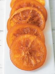 Иллюстрация к книге — Торты с сюрпризом. Шоколадные, сливочные, кофейные, желейные, ореховые, фруктовые [_098_3.jpg]