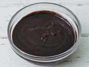 Иллюстрация к книге — Торты с сюрпризом. Шоколадные, сливочные, кофейные, желейные, ореховые, фруктовые [_102_7.jpg]