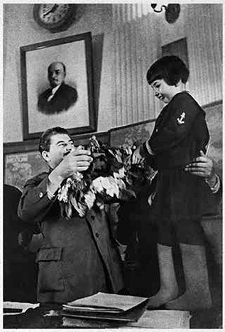 Иллюстрация к книге — Сталин. Личная жизнь [i_012.jpg]