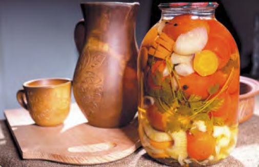 Иллюстрация к книге — Быстрое консервирование. Холодное и горячее. Овощи, грибы, зелень, фрукты, ягоды [_12.jpg]