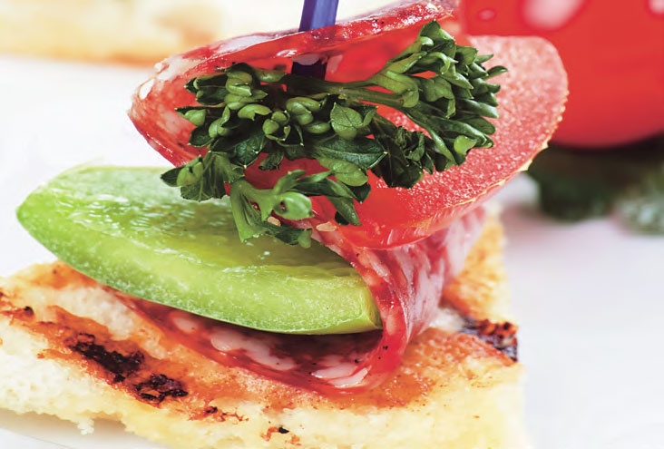 Иллюстрация к книге — Сочные блюда из курицы [_12.jpg]