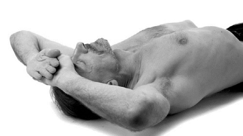 Иллюстрация к книге — Йога. Лучшие комплексы. Профилактика свыше 100 заболеваний Уцененный товар (№1) [i_094.jpg]