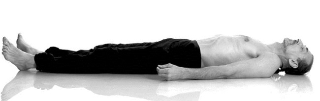 Иллюстрация к книге — Йога. Лучшие комплексы. Профилактика свыше 100 заболеваний Уцененный товар (№1) [i_096.jpg]