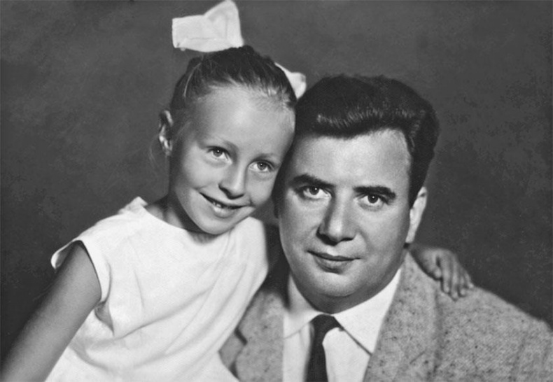 Иллюстрация к книге — Марина Голуб в жизни, театре, кино. Воспоминания друзей [_10.jpg]