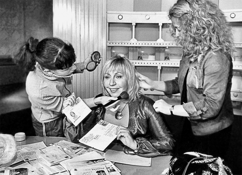 Иллюстрация к книге — Марина Голуб в жизни, театре, кино. Воспоминания друзей [_116.jpg]