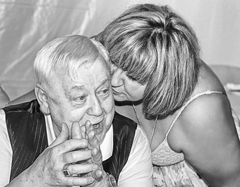 Иллюстрация к книге — Марина Голуб в жизни, театре, кино. Воспоминания друзей [_144.jpg]