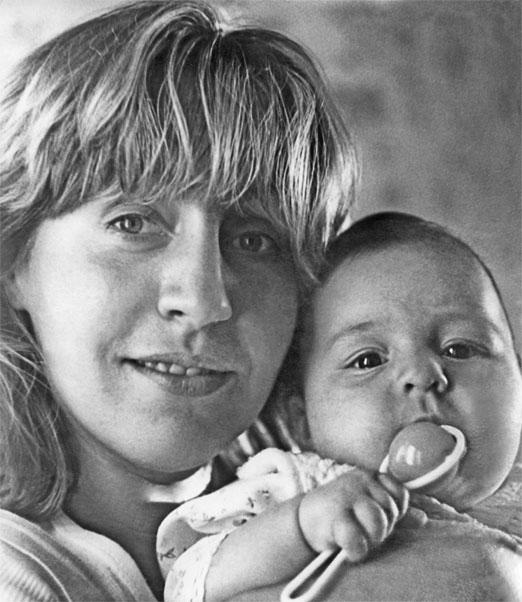 Иллюстрация к книге — Марина Голуб в жизни, театре, кино. Воспоминания друзей [_17.jpg]