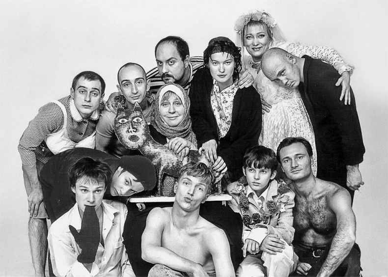 Иллюстрация к книге — Марина Голуб в жизни, театре, кино. Воспоминания друзей [_65.jpg]