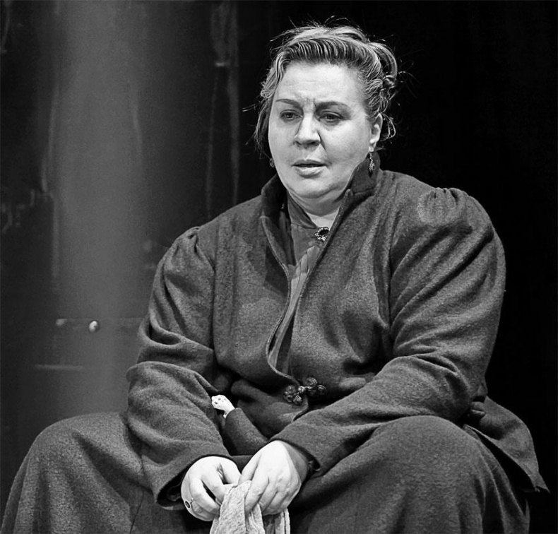 Иллюстрация к книге — Марина Голуб в жизни, театре, кино. Воспоминания друзей [_89.jpg]