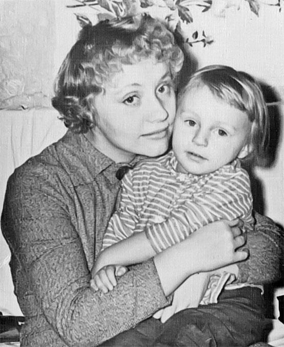 Иллюстрация к книге — Марина Голуб в жизни, театре, кино. Воспоминания друзей [_9.jpg]