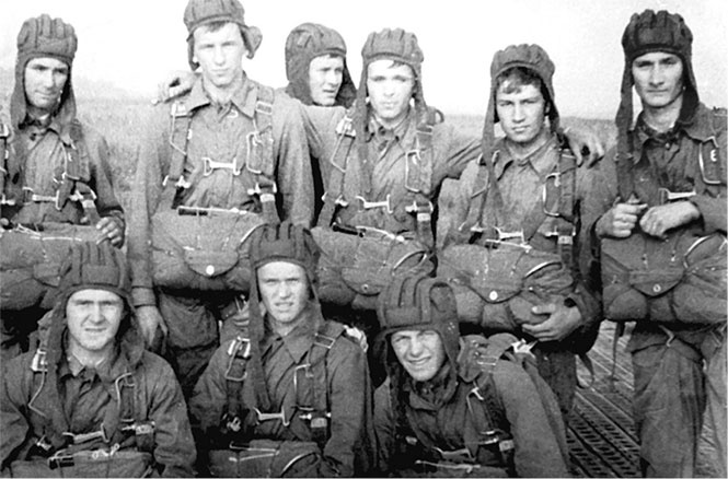 Иллюстрация к книге — Девятая рота. Факультет специальной разведки Рязанского училища ВДВ [i_032.jpg]