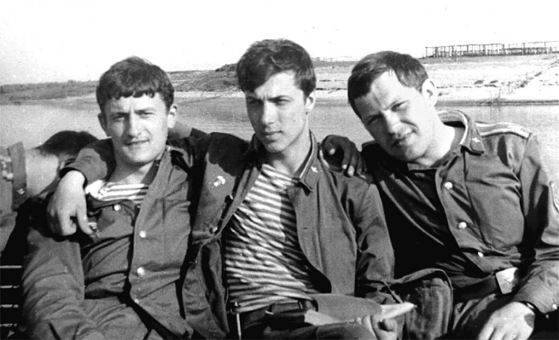 Иллюстрация к книге — Девятая рота. Факультет специальной разведки Рязанского училища ВДВ [i_038.jpg]