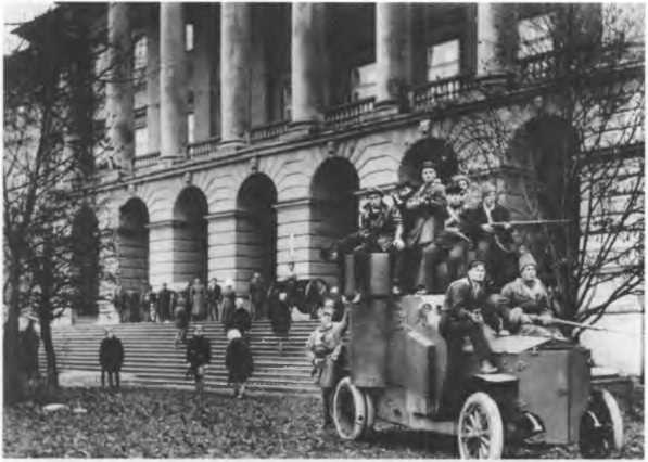 Иллюстрация к книге — Кто Вы, "Железный Феликс"? [image15.jpg]