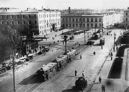 Иллюстрация к книге — Галина Вишневская. Пиковая дама русской оперы [i_006.jpg]