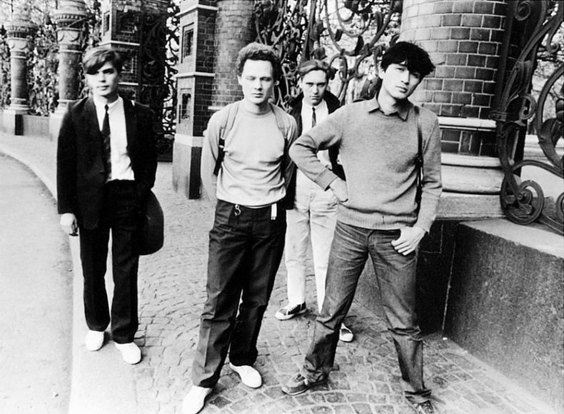 Иллюстрация к книге — Звезда по имени Виктор Цой [_15.jpg]