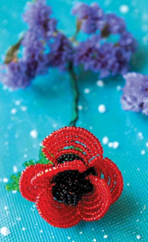 Иллюстрация к книге — Бисер. Энциклопедия вышивки [i_105.jpg]