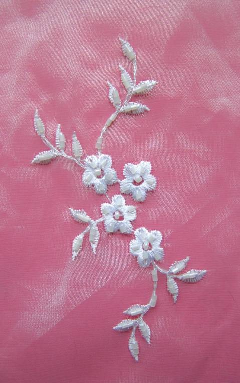 Иллюстрация к книге — Белая гладь. Русские традиции [i_086.jpg]