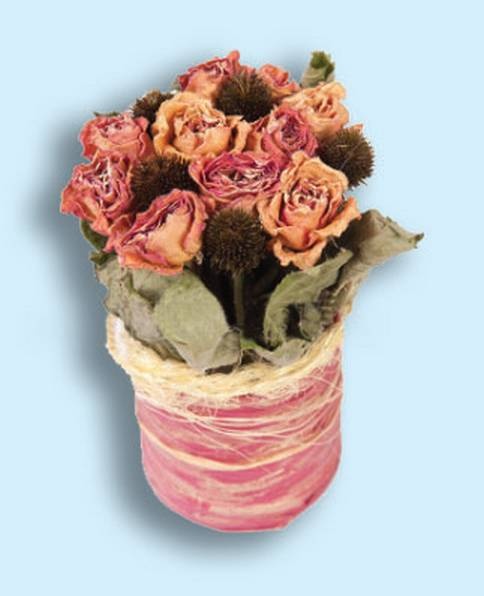 Иллюстрация к книге — Поделки из засушенных цветов и листьев [i_078.jpg]