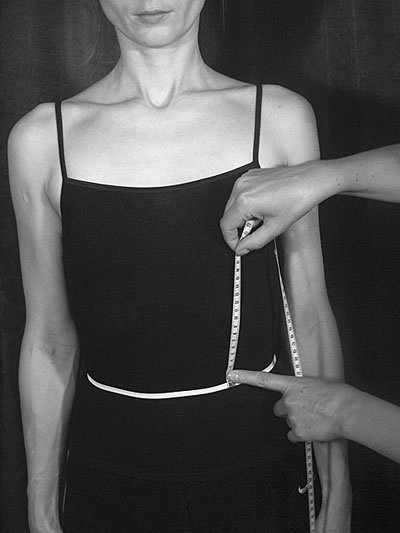 Иллюстрация к книге — Лучшие модели на любую фигуру без примерок и подгонок [i_157.jpg]