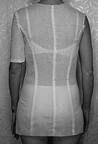 Иллюстрация к книге — Лучшие модели на любую фигуру без примерок и подгонок [i_170.jpg]